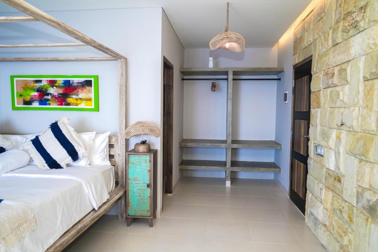 Theodor Hotel Labuan Bajo Kültér fotó