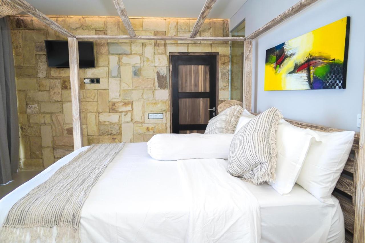 Theodor Hotel Labuan Bajo Kültér fotó