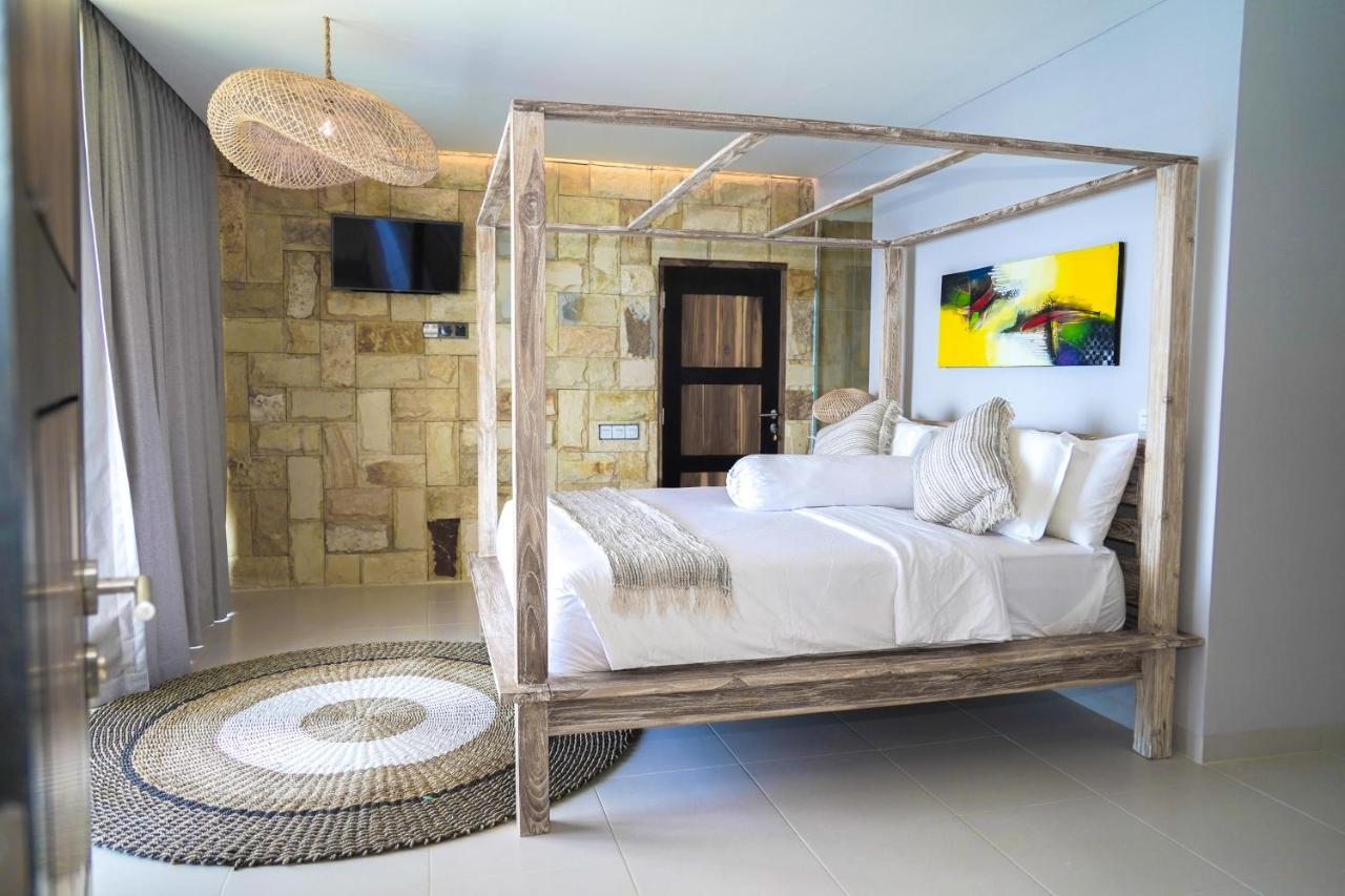 Theodor Hotel Labuan Bajo Kültér fotó