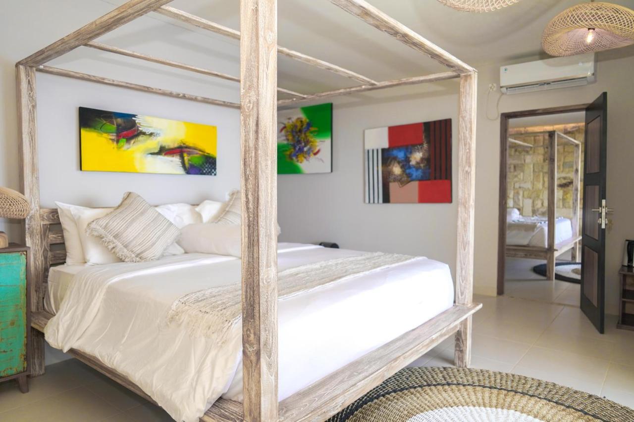 Theodor Hotel Labuan Bajo Kültér fotó