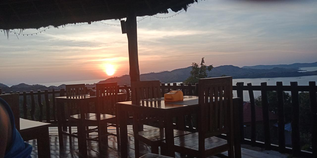 Theodor Hotel Labuan Bajo Kültér fotó